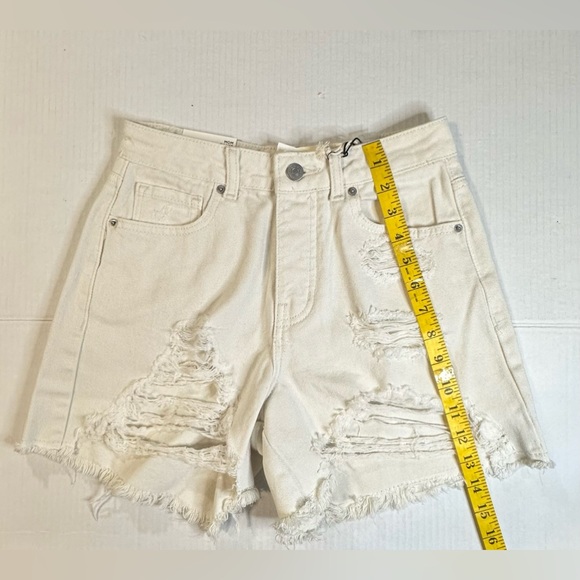 Forever 21 Womens High Rise Relaxed Mom Short Distressed Beige Size 24 NWT - Picture 5 of 11